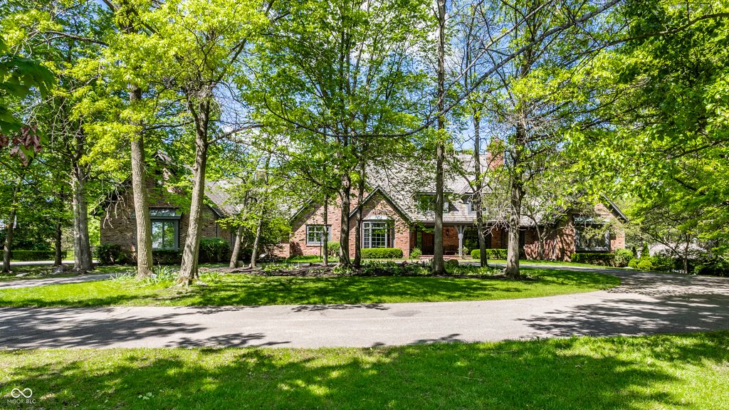 14300 Oakbrook Court, Carmel, IN 46033