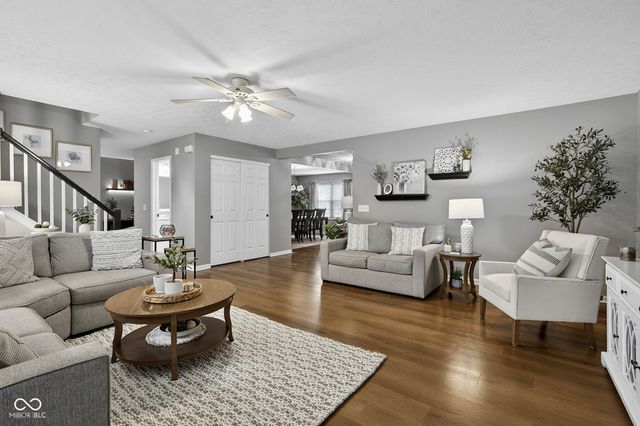 10851 Dillon Place, Fishers, IN 46038