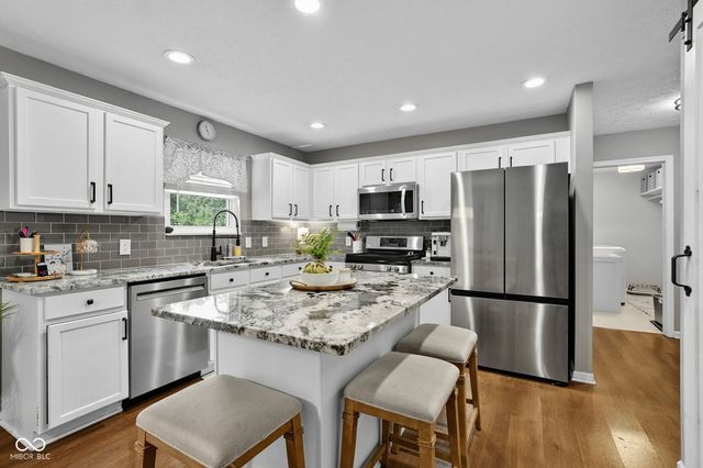 10851 Dillon Place, Fishers, IN 46038