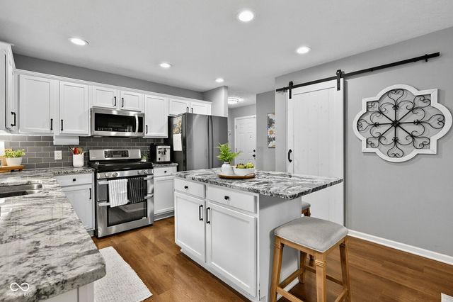 10851 Dillon Place, Fishers, IN 46038