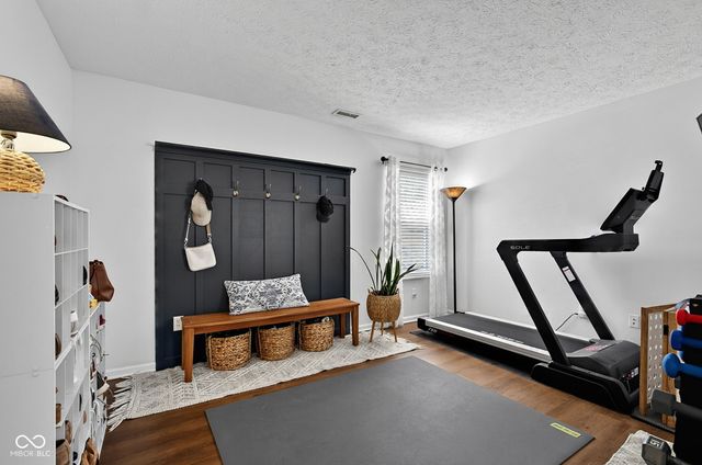 10851 Dillon Place, Fishers, IN 46038