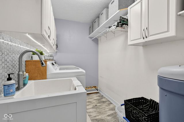 10851 Dillon Place, Fishers, IN 46038