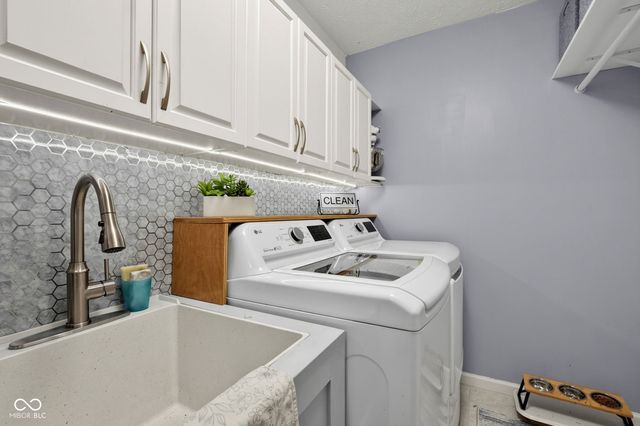 10851 Dillon Place, Fishers, IN 46038