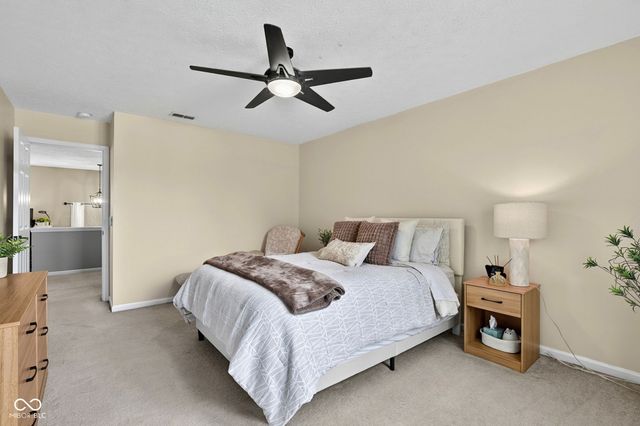10851 Dillon Place, Fishers, IN 46038