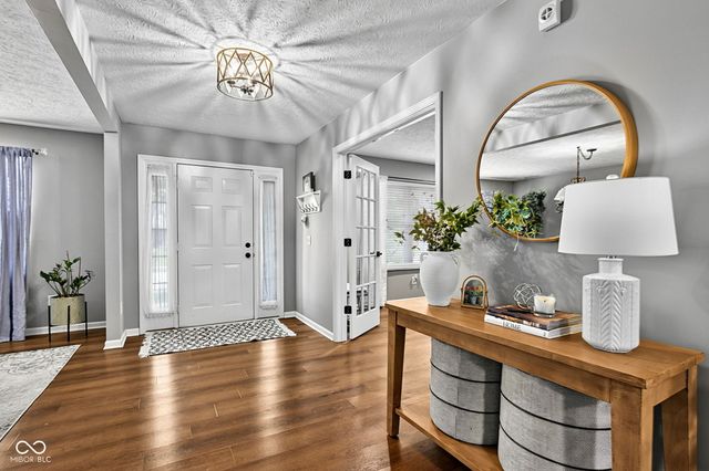 10851 Dillon Place, Fishers, IN 46038