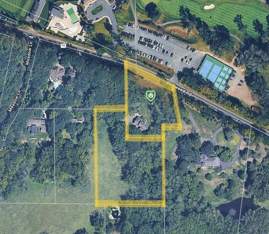 3 Meadow Lane, Dellwood, MN 55110