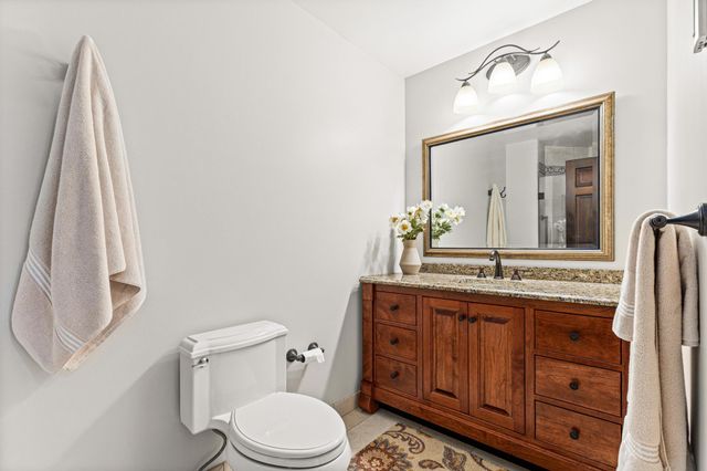 3 Meadow Lane, Dellwood, MN 55110