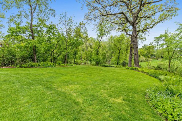 3 Meadow Lane, Dellwood, MN 55110