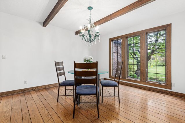 3 Meadow Lane, Dellwood, MN 55110
