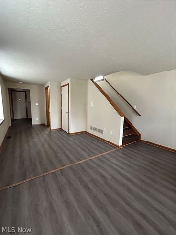 1233 Florida Avenue, Akron, OH 44314