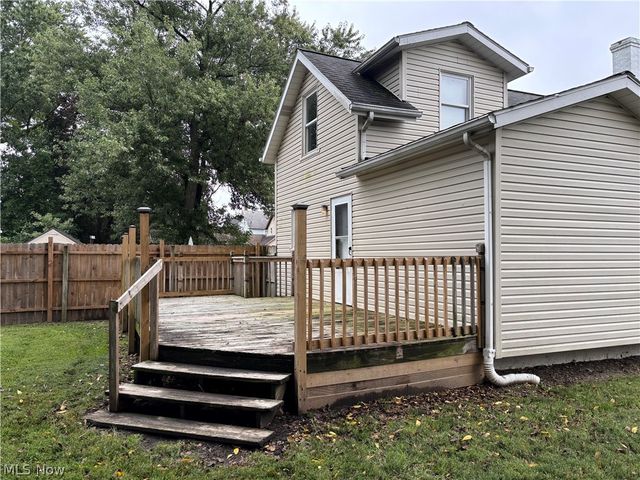 1233 Florida Avenue, Akron, OH 44314