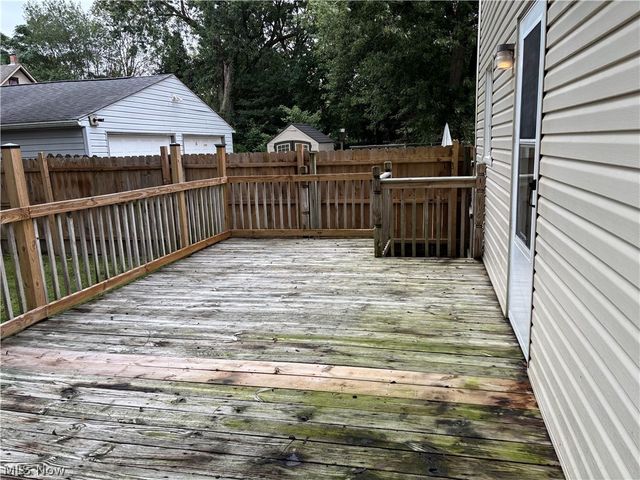 1233 Florida Avenue, Akron, OH 44314