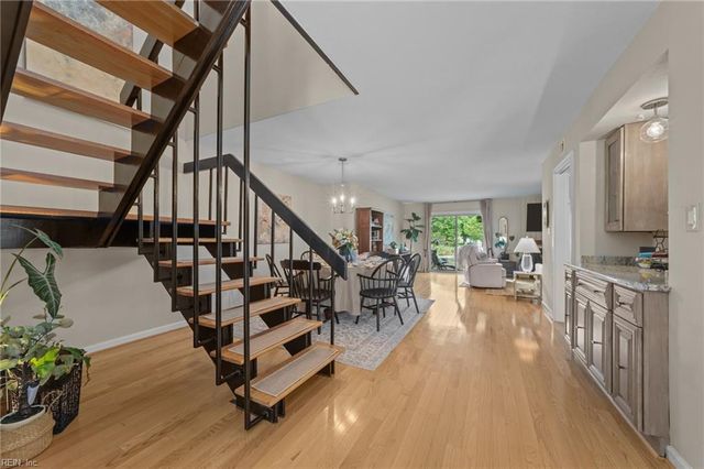 4426 Point West DR, Portsmouth, VA 23703