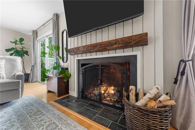 4426 Point West DR, Portsmouth, VA 23703