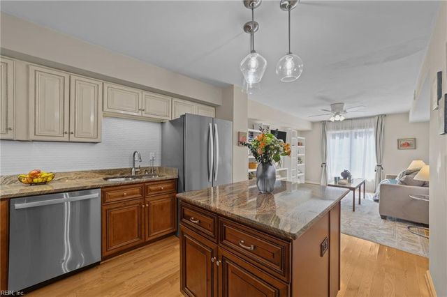 4426 Point West DR, Portsmouth, VA 23703