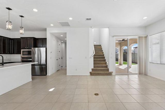 26419 N 23rd Avenue, Phoenix, AZ 85085