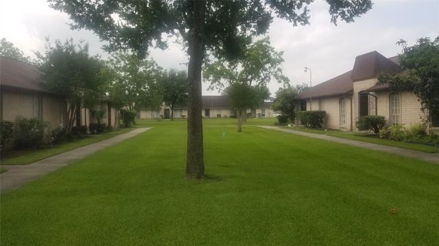 7267 Cook Road, Houston, TX 77072
