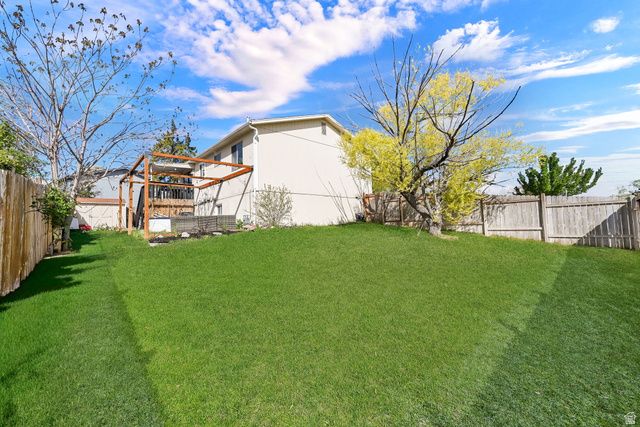 4239 W SUN DR, Kearns, UT 84118