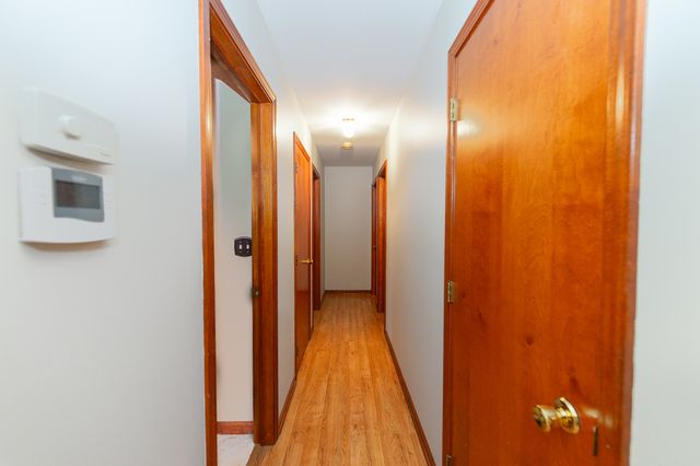 17 N Weston Avenue, Elgin, IL 60123