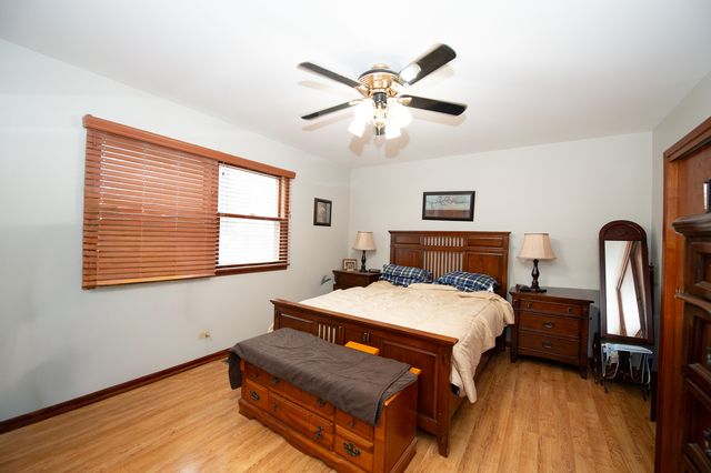 17 N Weston Avenue, Elgin, IL 60123