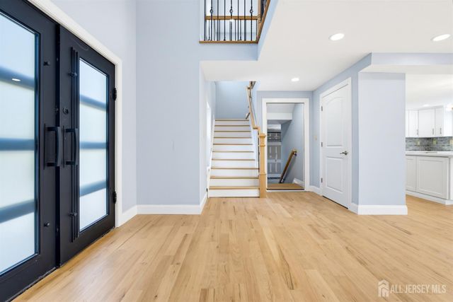 10 Snyder Avenue, Sayreville, NJ 08872