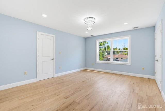 10 Snyder Avenue, Sayreville, NJ 08872