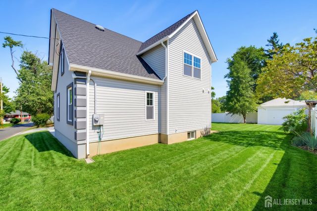 10 Snyder Avenue, Sayreville, NJ 08872
