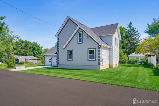10 Snyder Avenue, Sayreville, NJ 08872