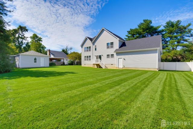 10 Snyder Avenue, Sayreville, NJ 08872