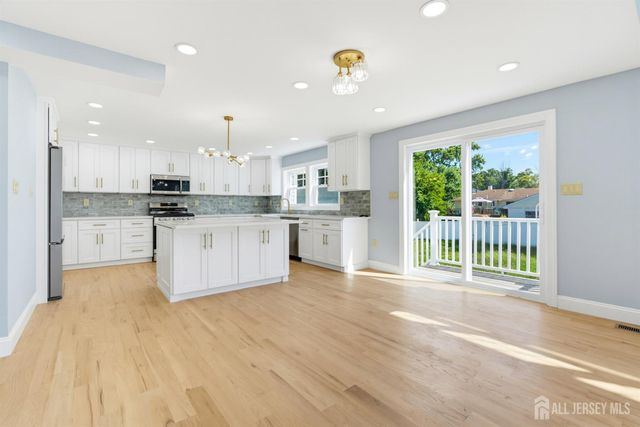 10 Snyder Avenue, Sayreville, NJ 08872