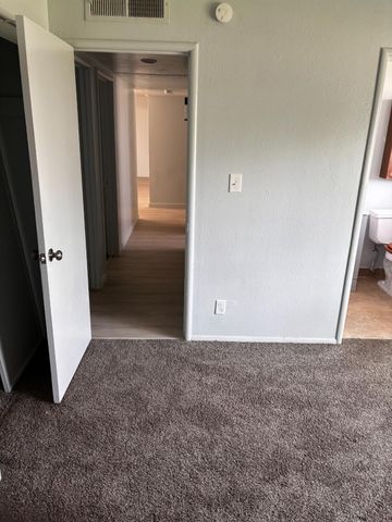 1353 N Adler Avenue, Fresno, CA 93727