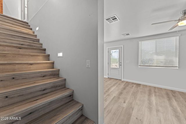 21647 W LAURA Street, Wittmann, AZ 85361