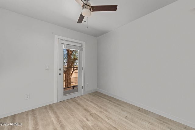 21647 W LAURA Street, Wittmann, AZ 85361