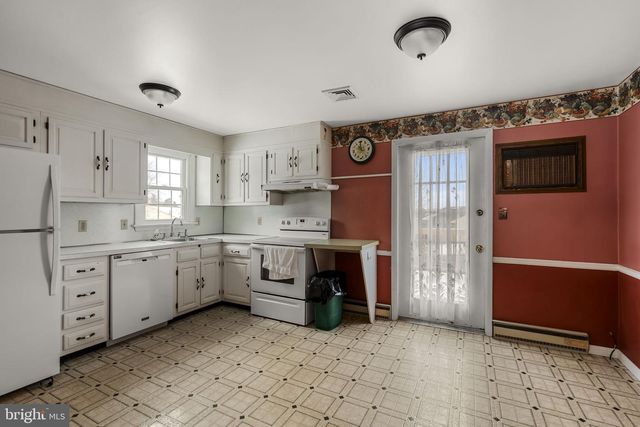 704 TIMOTHY LN, Ephrata, PA 17522