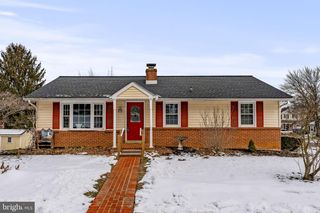 704 TIMOTHY LN, Ephrata, PA 17522