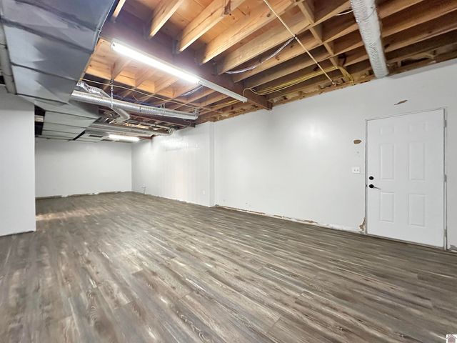 300 N 8th St, Murray, KY 42071