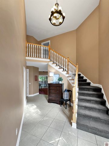 300 N 8th St, Murray, KY 42071