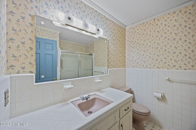 2212 Longleaf Pine Drive, Kinston, NC 28504