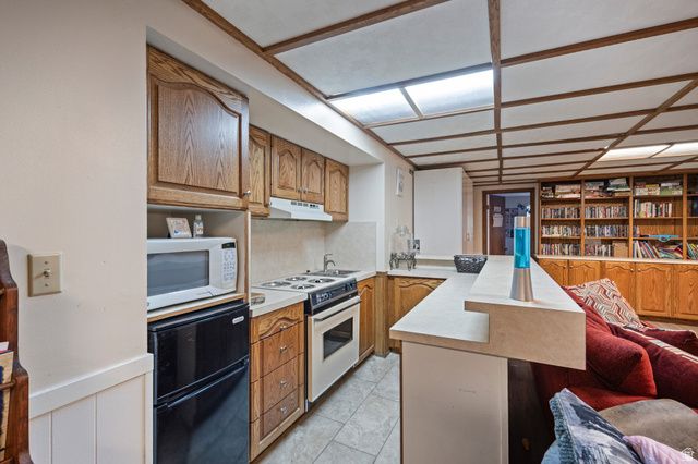 2234 W ARCHES DR, Taylorsville, UT 84129