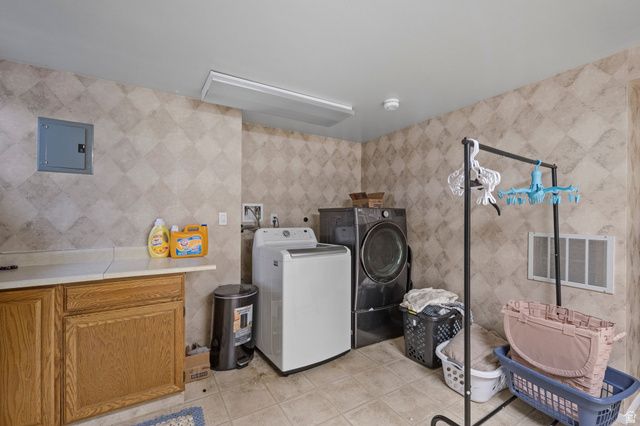 2234 W ARCHES DR, Taylorsville, UT 84129