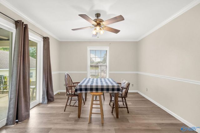 26 Rush Ln, Guntersville, AL 35976
