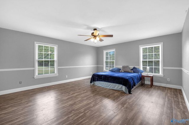 26 Rush Ln, Guntersville, AL 35976