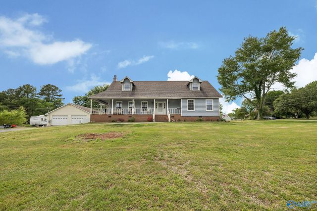 26 Rush Ln, Guntersville, AL 35976