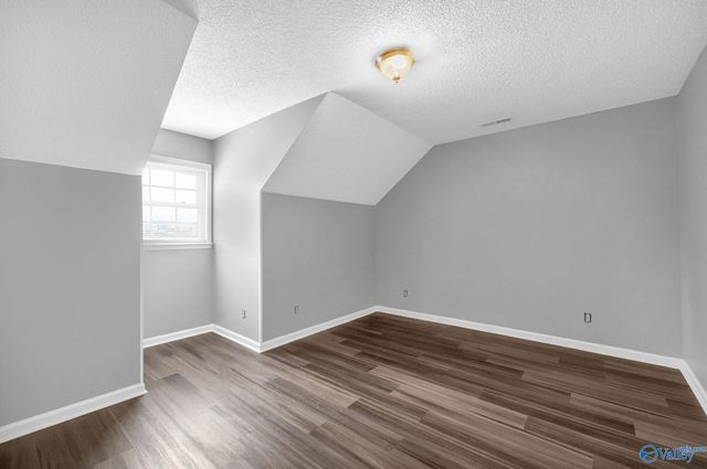 26 Rush Ln, Guntersville, AL 35976