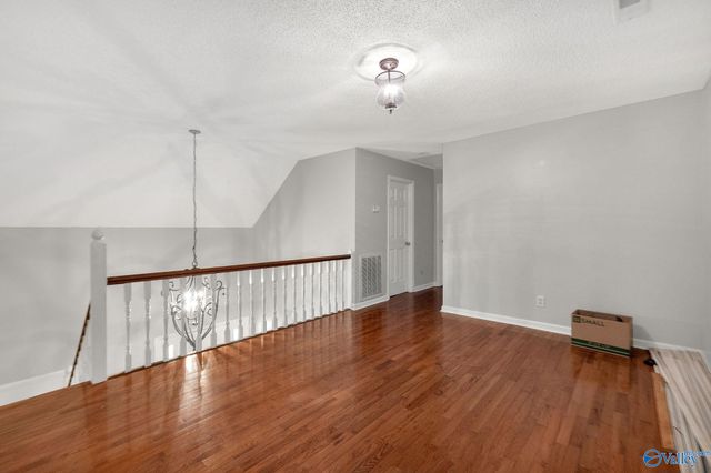 26 Rush Ln, Guntersville, AL 35976