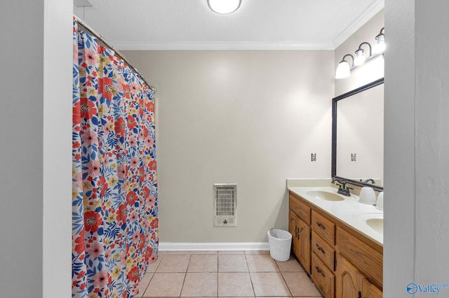 26 Rush Ln, Guntersville, AL 35976