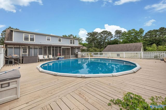 26 Rush Ln, Guntersville, AL 35976