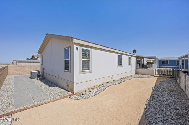 1550 20th Street 9, Rosamond, CA 93560