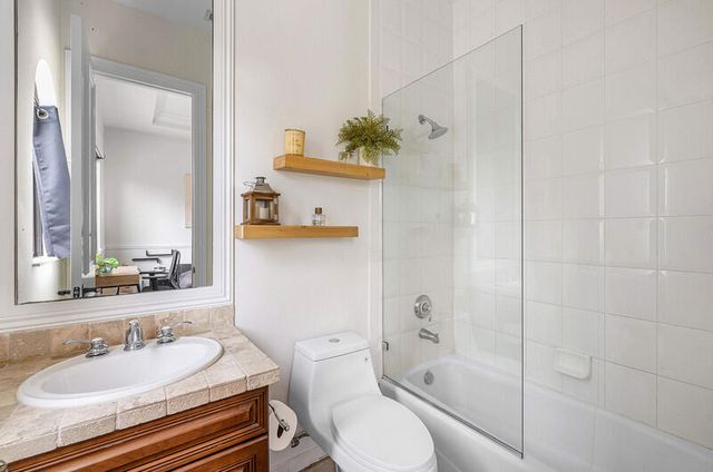 17545 Middlebrook Way, Boca Raton, FL 33496