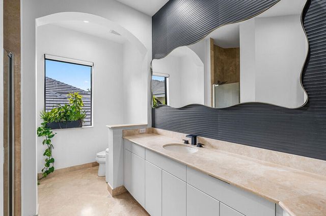 17545 Middlebrook Way, Boca Raton, FL 33496